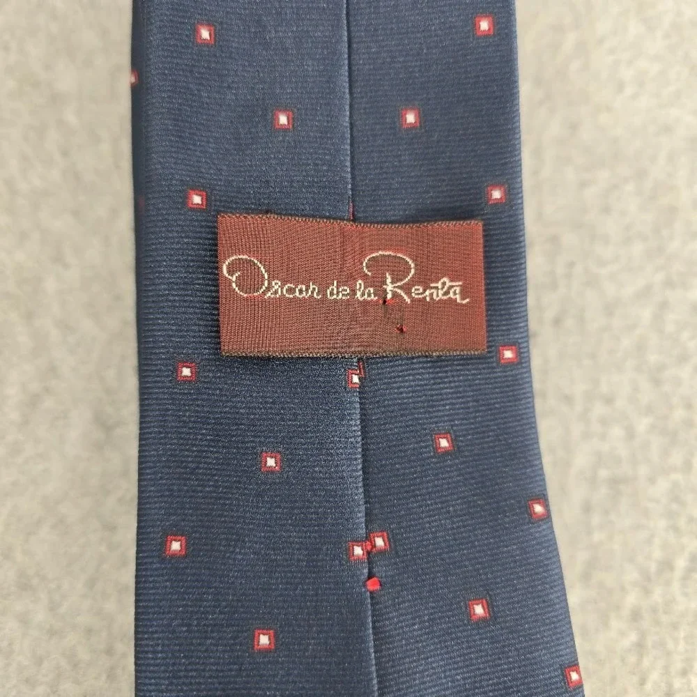 Oscar‎ De La Renta Men's Repp Tie Blue Red Slim Logo